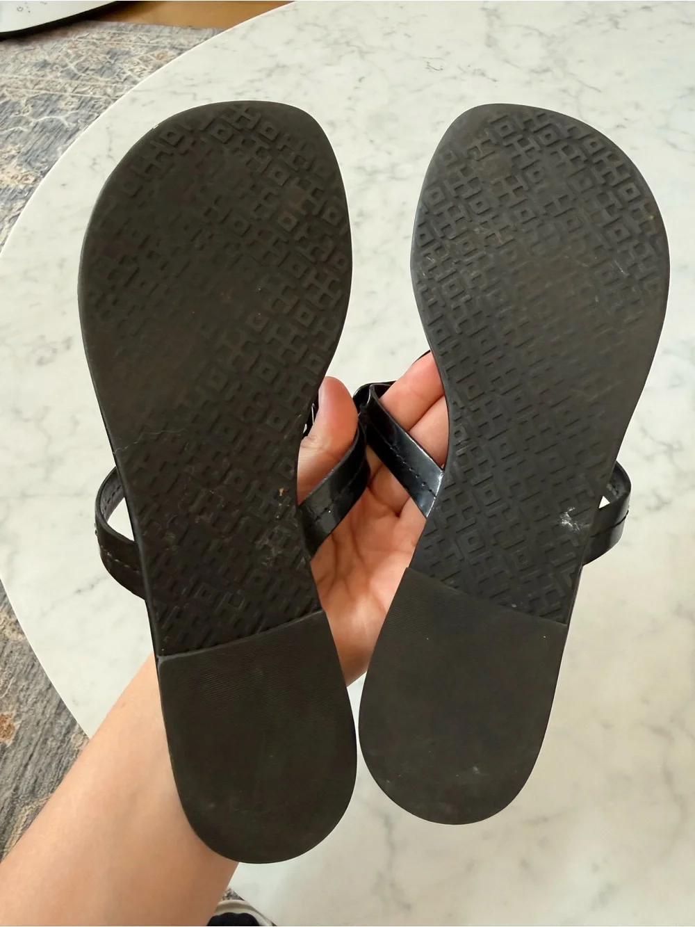 Tory Burch Miller Black Patent Leather Thong Sandals Size 8M